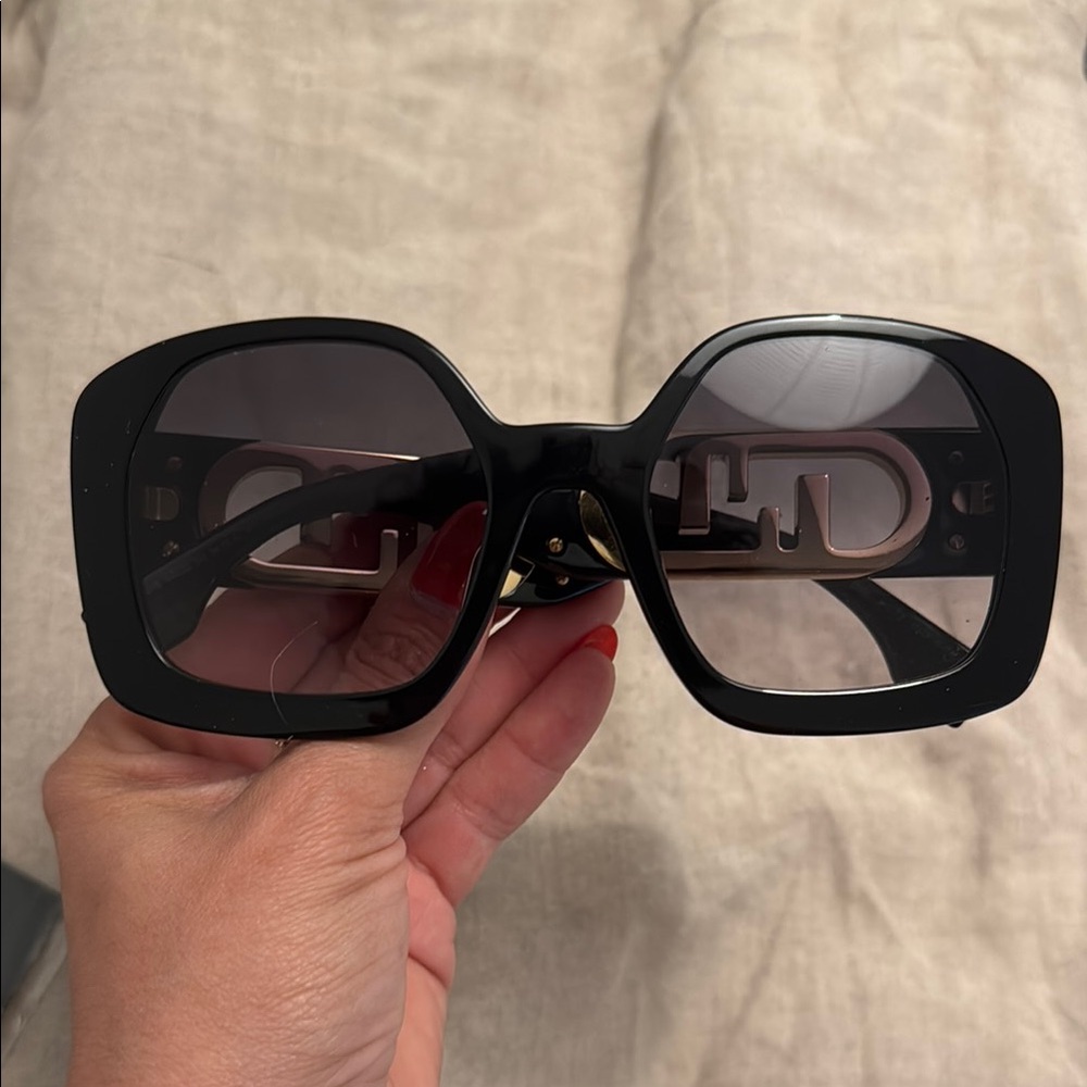 Fendi O Lock